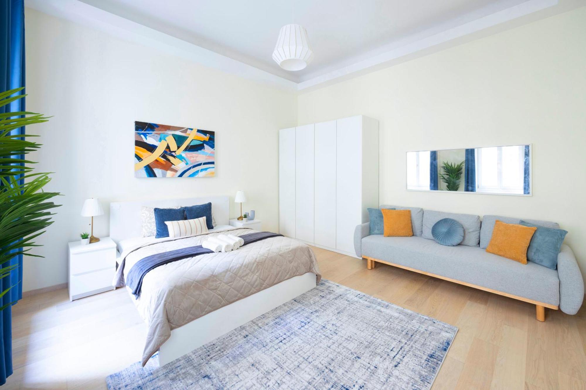 Exclusive & Spacious Central Residence W/ 4Bedrm 2Bathrm Будапеща Екстериор снимка